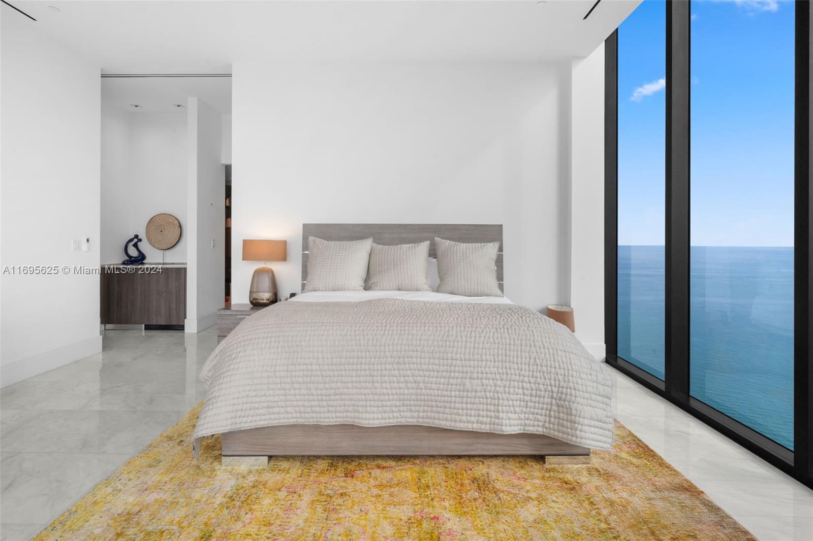 MUSE CONDO - Residential