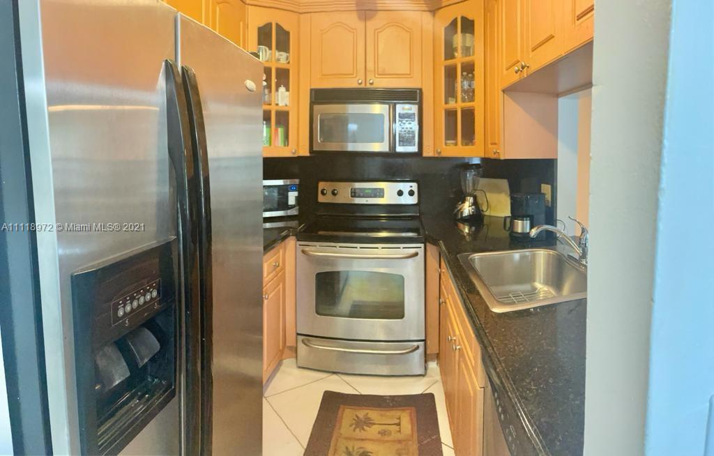 WINDING LAKE 2 AT WELLEBY - Residential