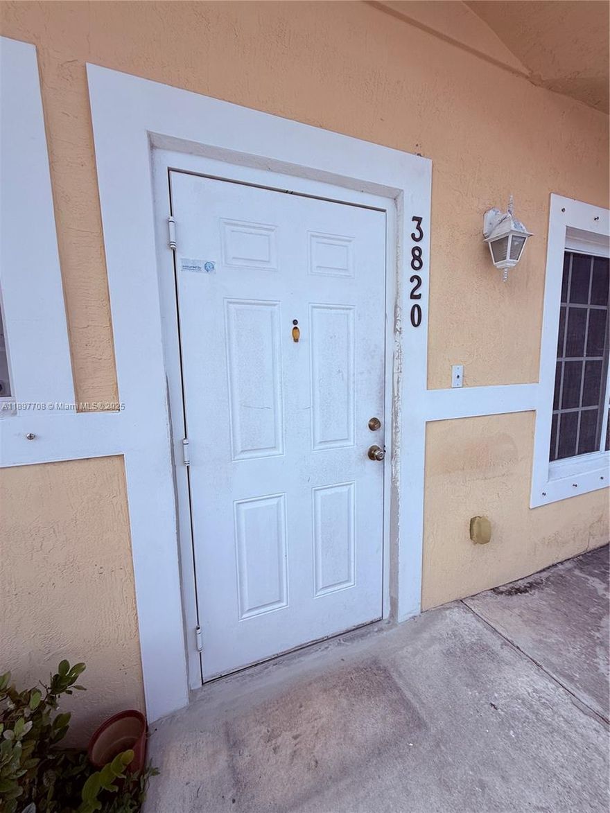 2/2 Villa in Pembroke Park, Updated Kitchen with quarts new tops and cabinets, Updated vanities in both bathrooms, . Low HOA fees, upgraded led lights in the entire unit, washer and dryer. 1 assigned parking and visitor parking per unit, additional visitor parking can be found on the community. Gated community with surveillance cameras. . Hurricane shutters ready. Rent from day 1 for +/-$2300