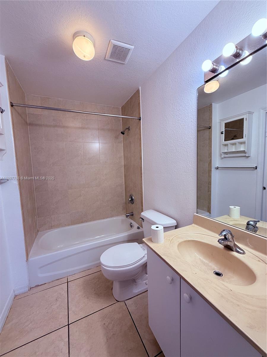 HOLLYWOOD RIDGE FARMS 2-1 - Residential