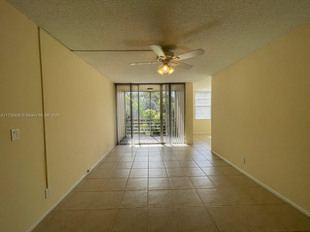 9431 Live Oak Pl 203
