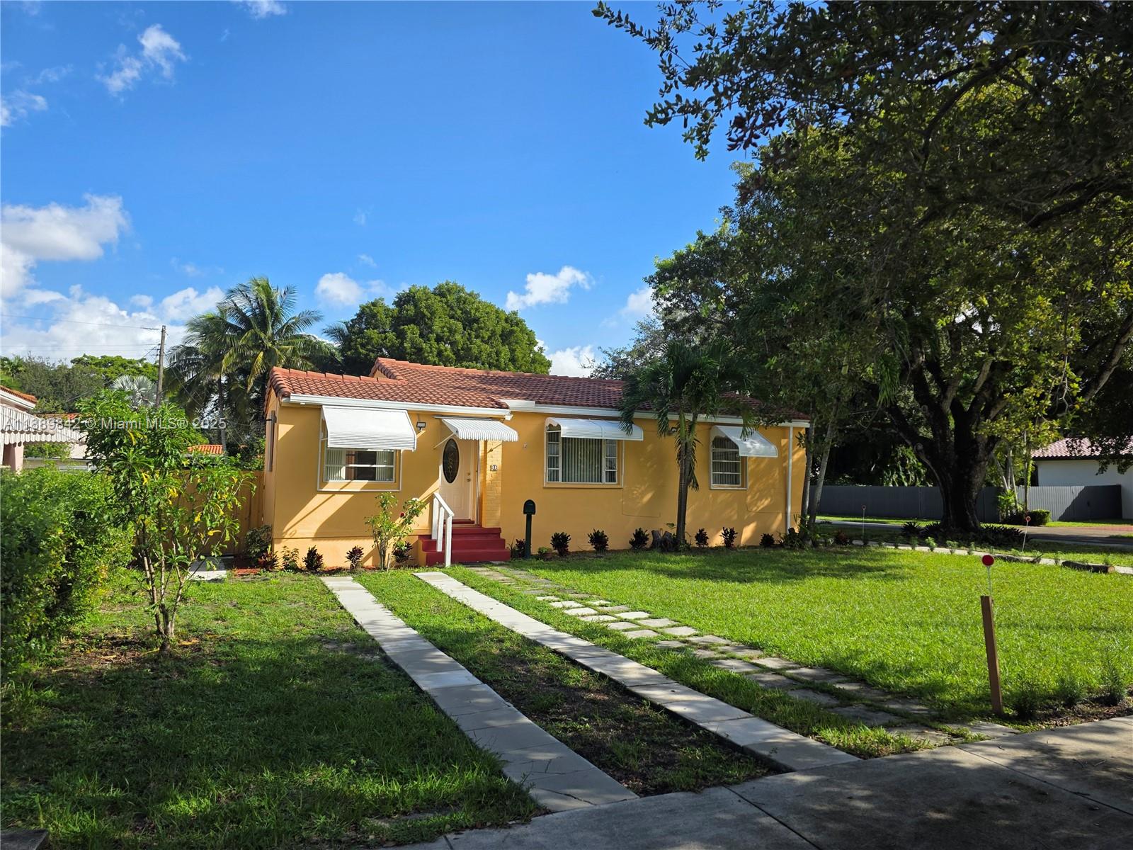 REV PL OF COUNTRY CLUB ES - Residential Lease