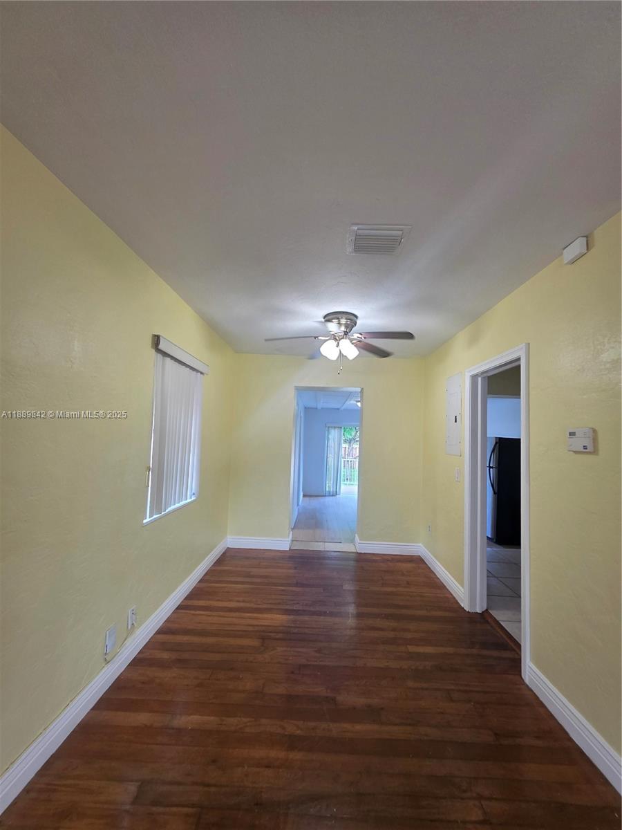 REV PL OF COUNTRY CLUB ES - Residential Lease