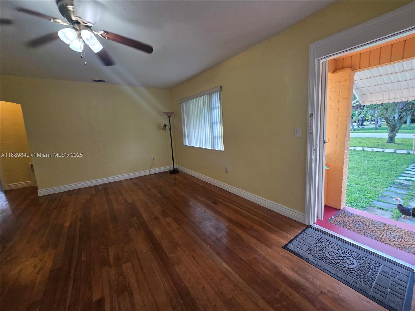 REV PL OF COUNTRY CLUB ES - Residential Lease