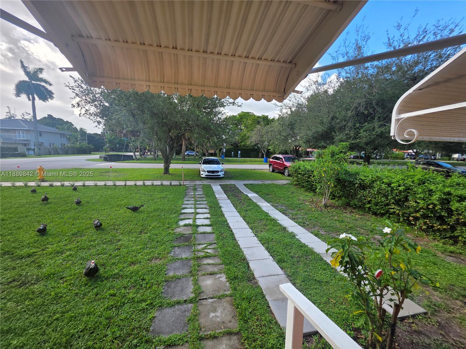 REV PL OF COUNTRY CLUB ES - Residential Lease