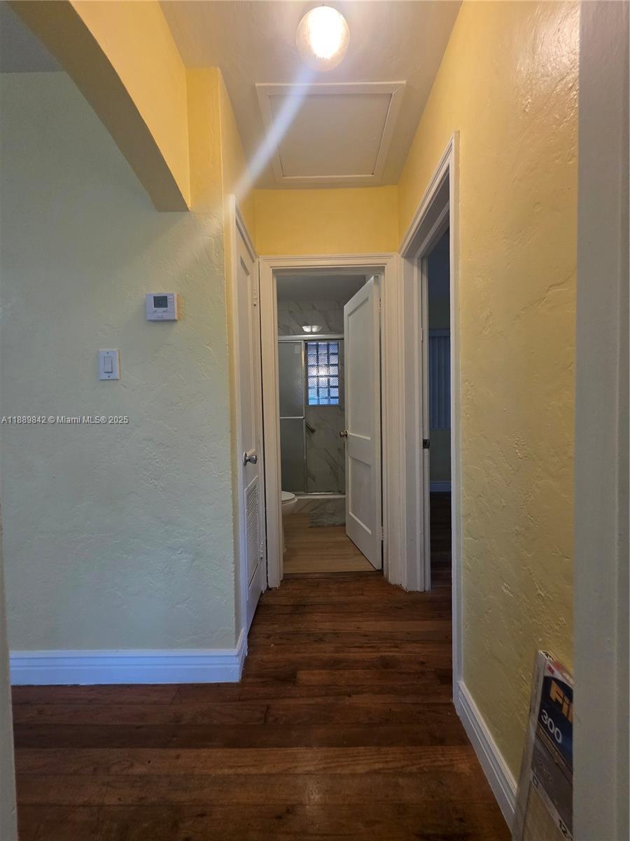 REV PL OF COUNTRY CLUB ES - Residential Lease