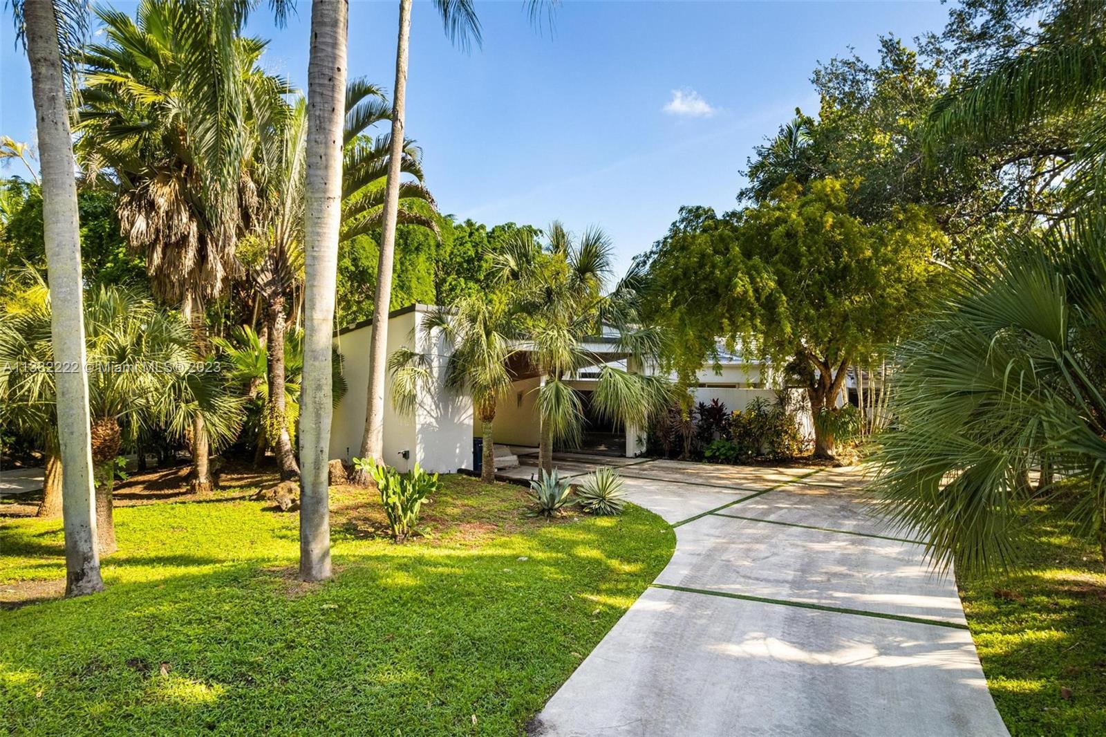 MELNOR ESTATES - Residential