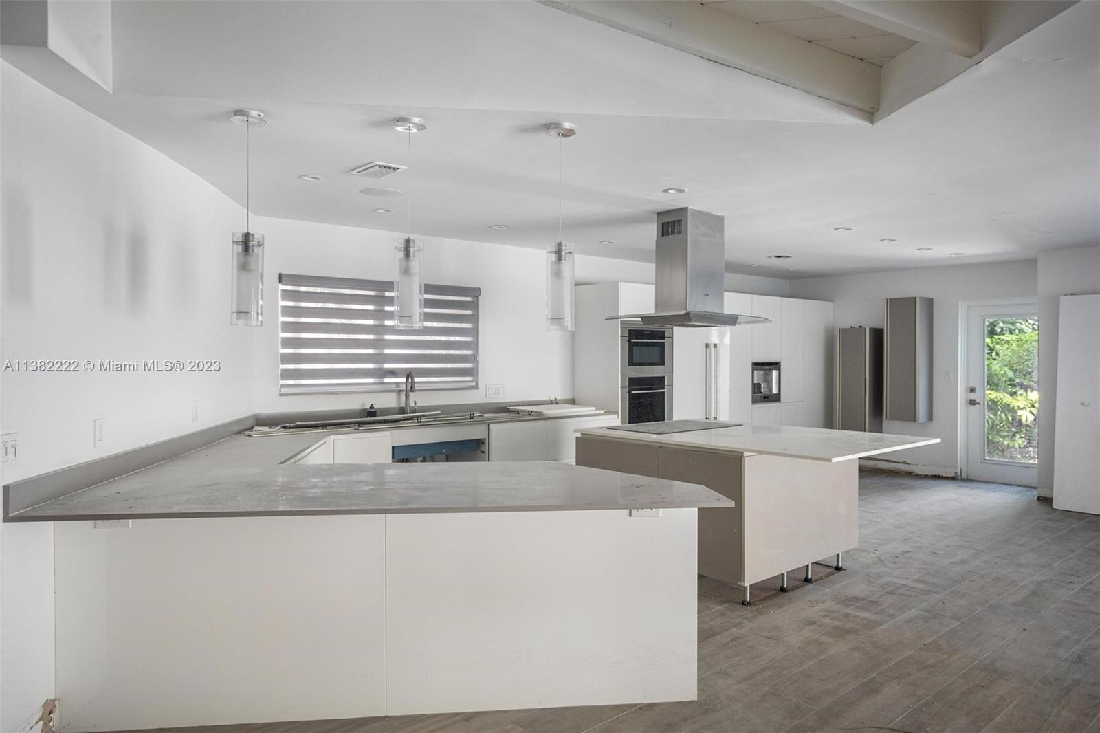 MELNOR ESTATES - Residential