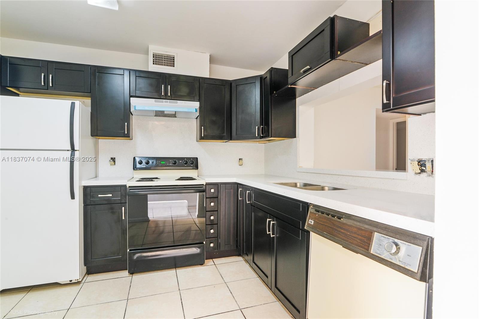 11298 Taft St 11298
