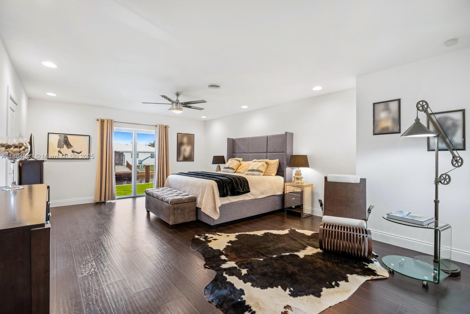 LAKE ESTATES - Residential Lease