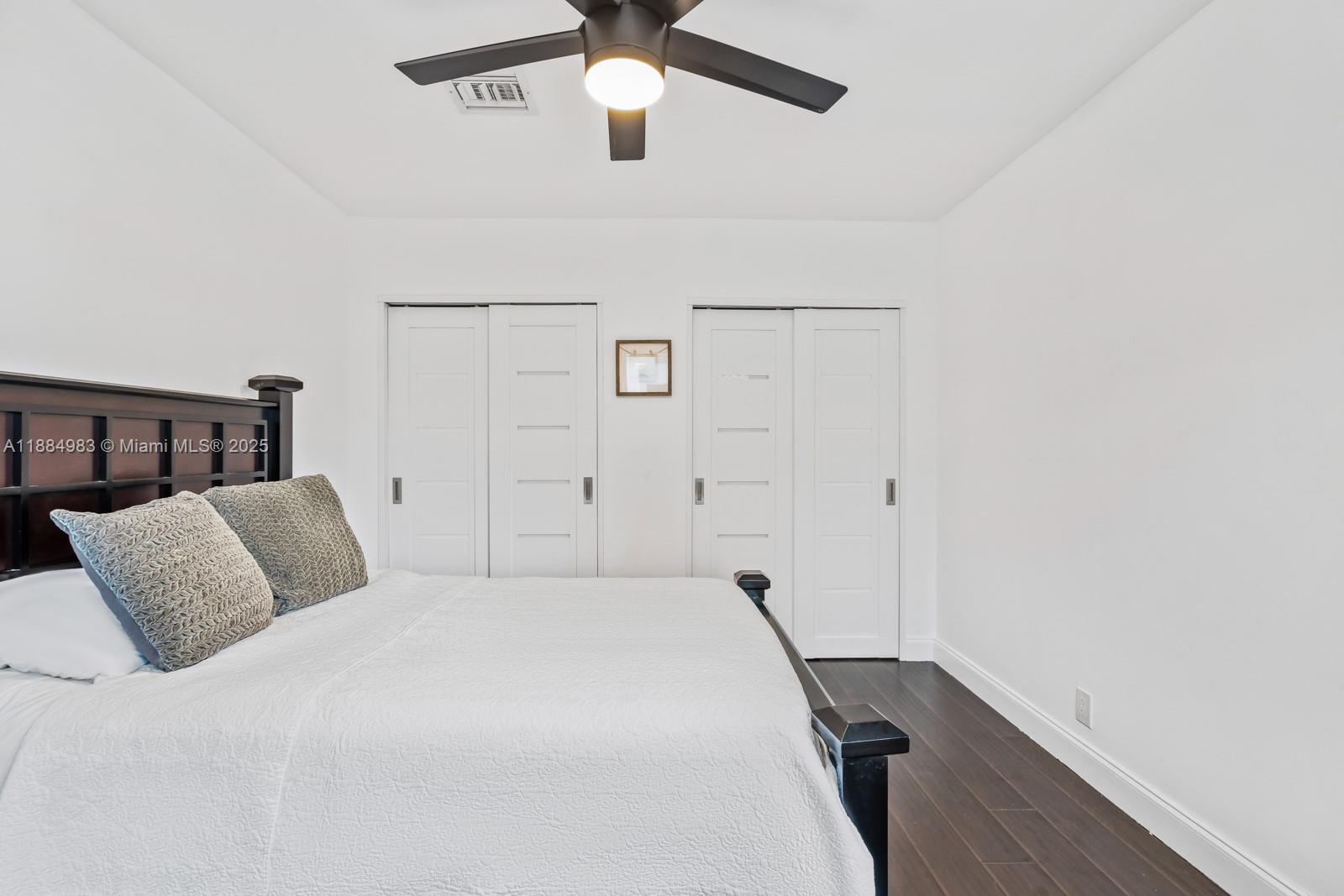 LAKE ESTATES - Residential Lease