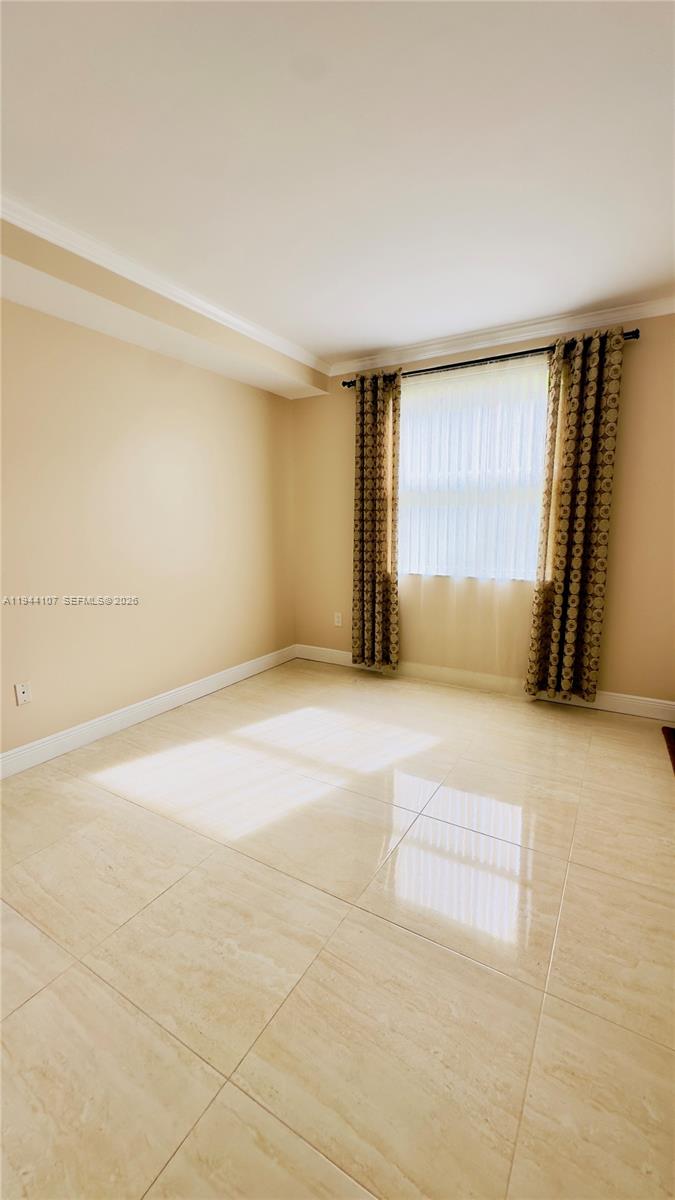 PORTO BELLAGIO CONDO - Residential