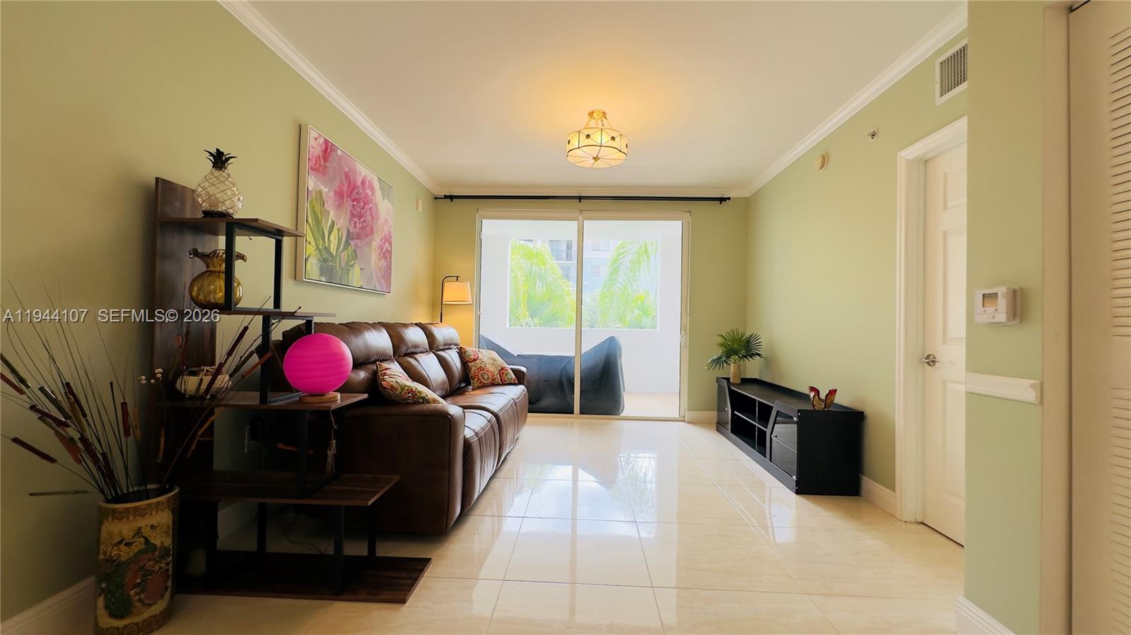 PORTO BELLAGIO CONDO - Residential