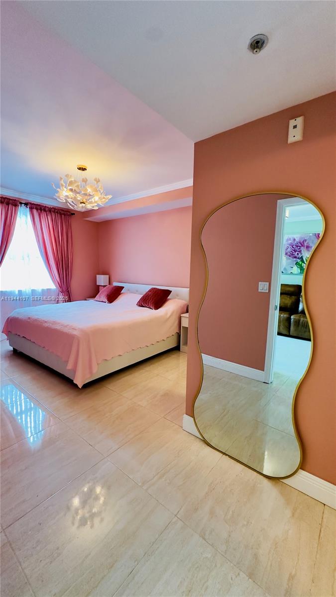 PORTO BELLAGIO CONDO - Residential