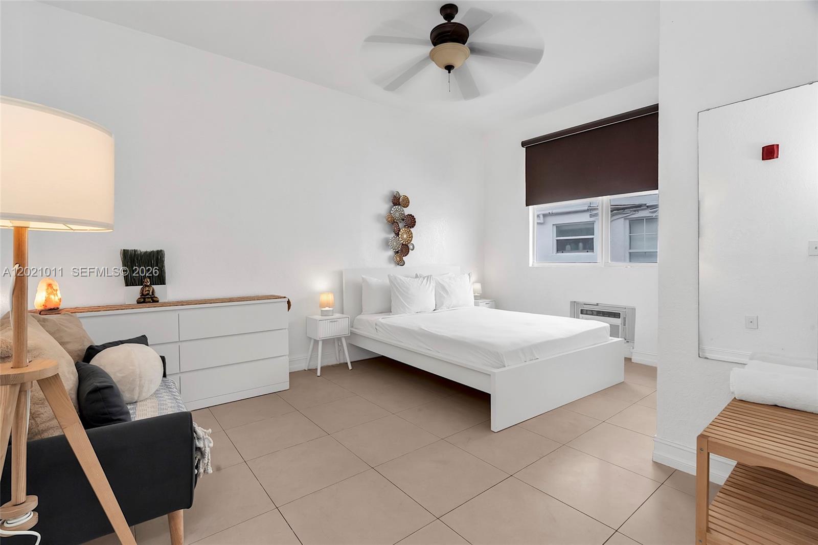 THE BAYLISS CONDO - Residential