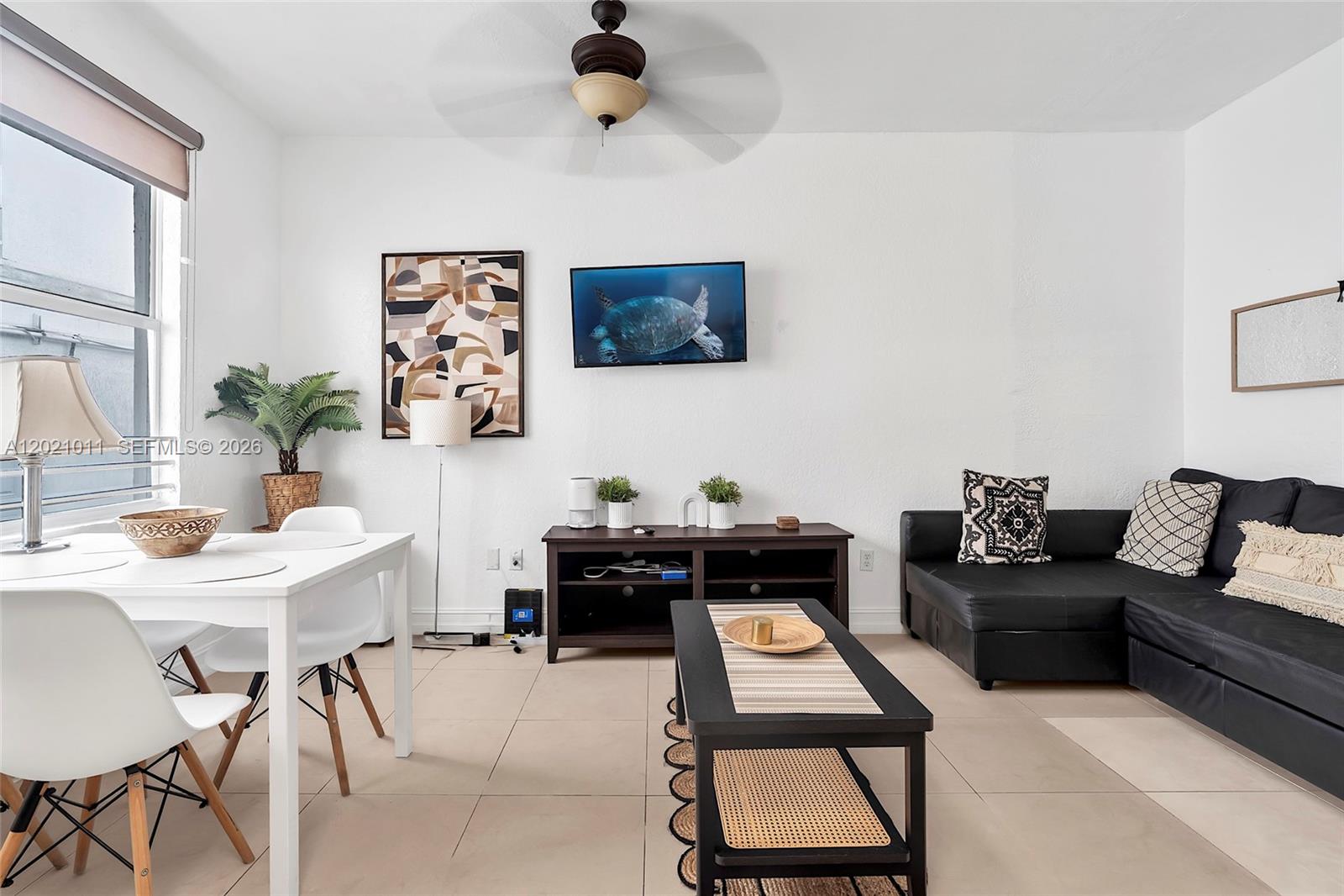 THE BAYLISS CONDO - Residential