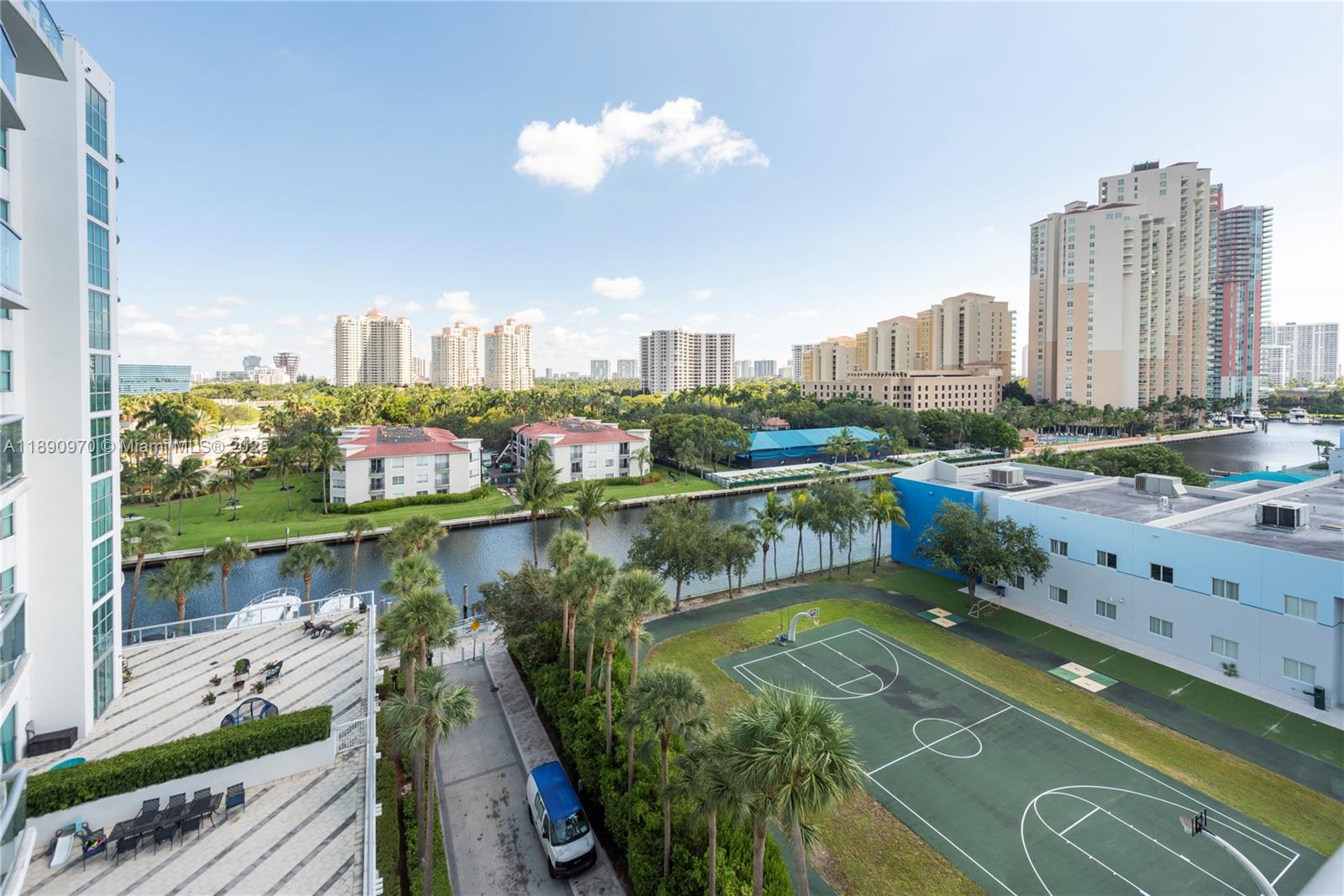 THE ATRIUM AT AVENTURA CO - Residential
