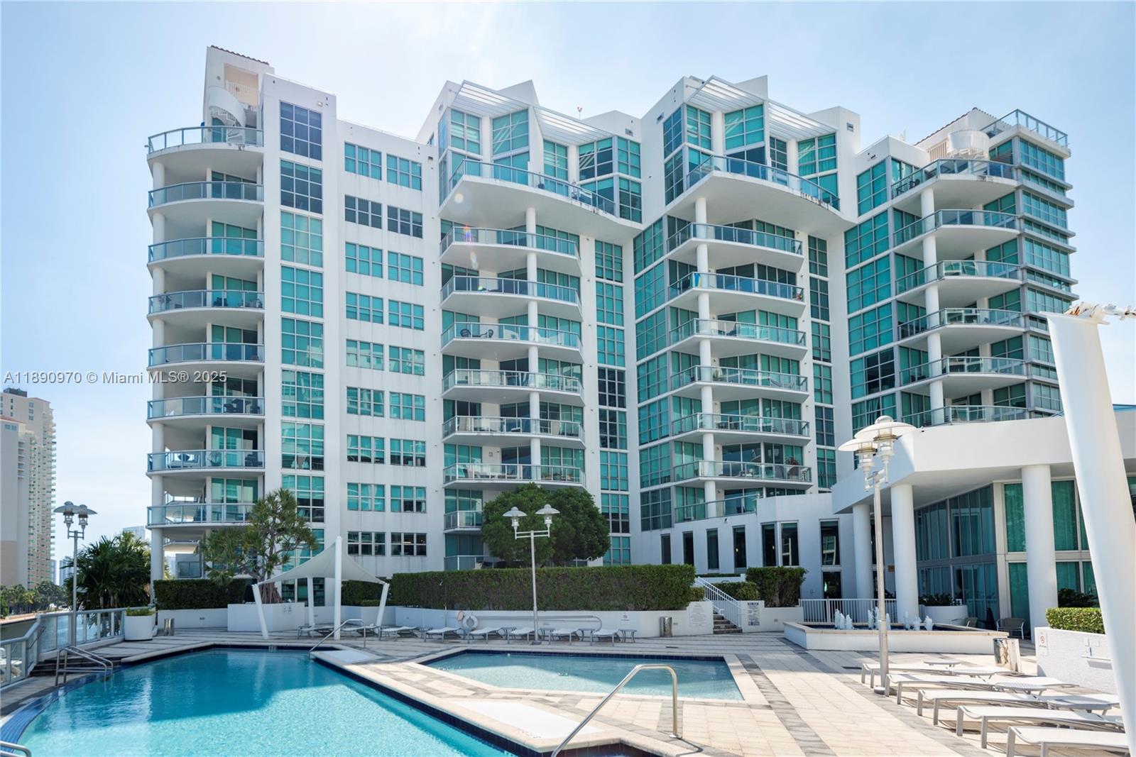 THE ATRIUM AT AVENTURA CO - Residential