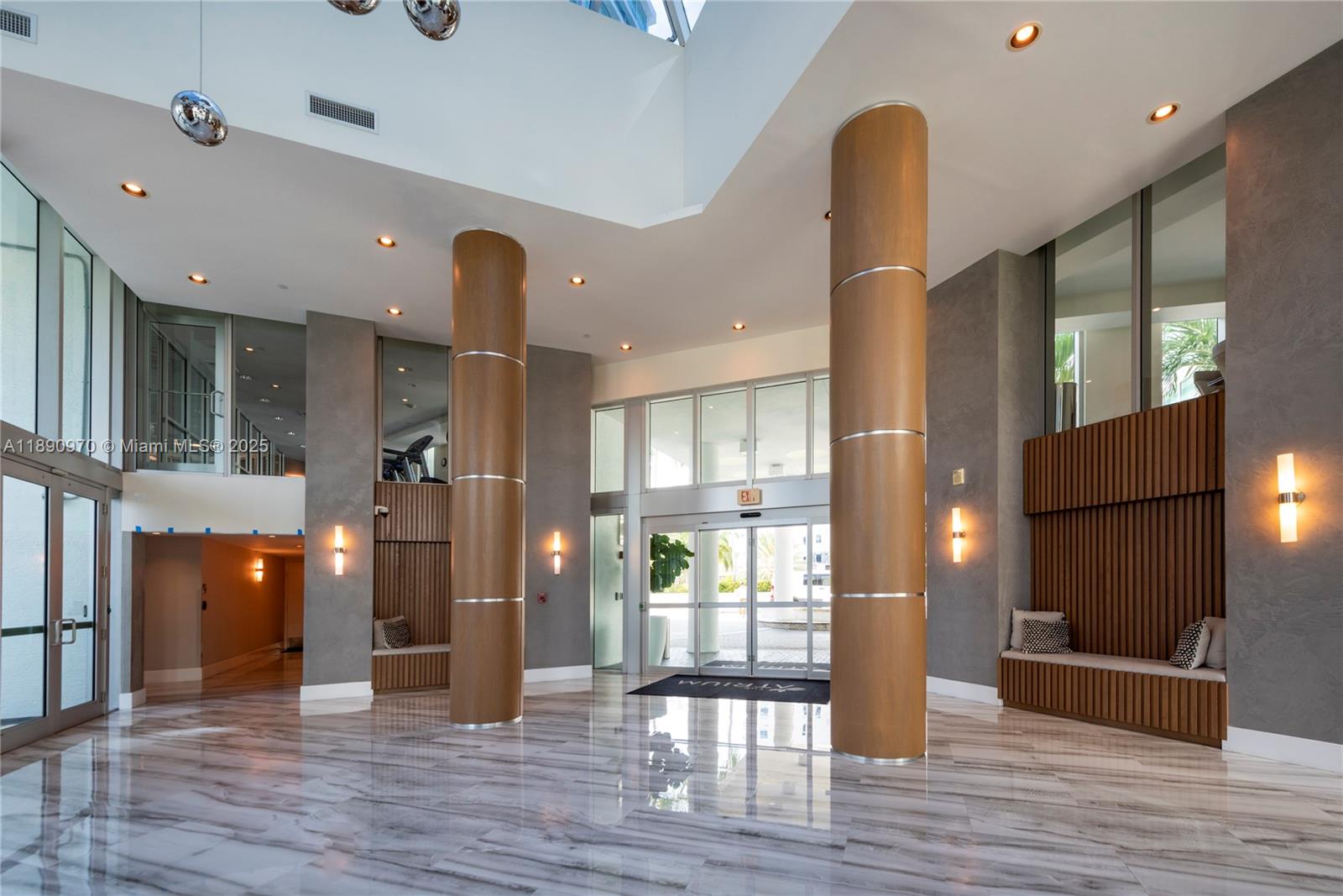 THE ATRIUM AT AVENTURA CO - Residential