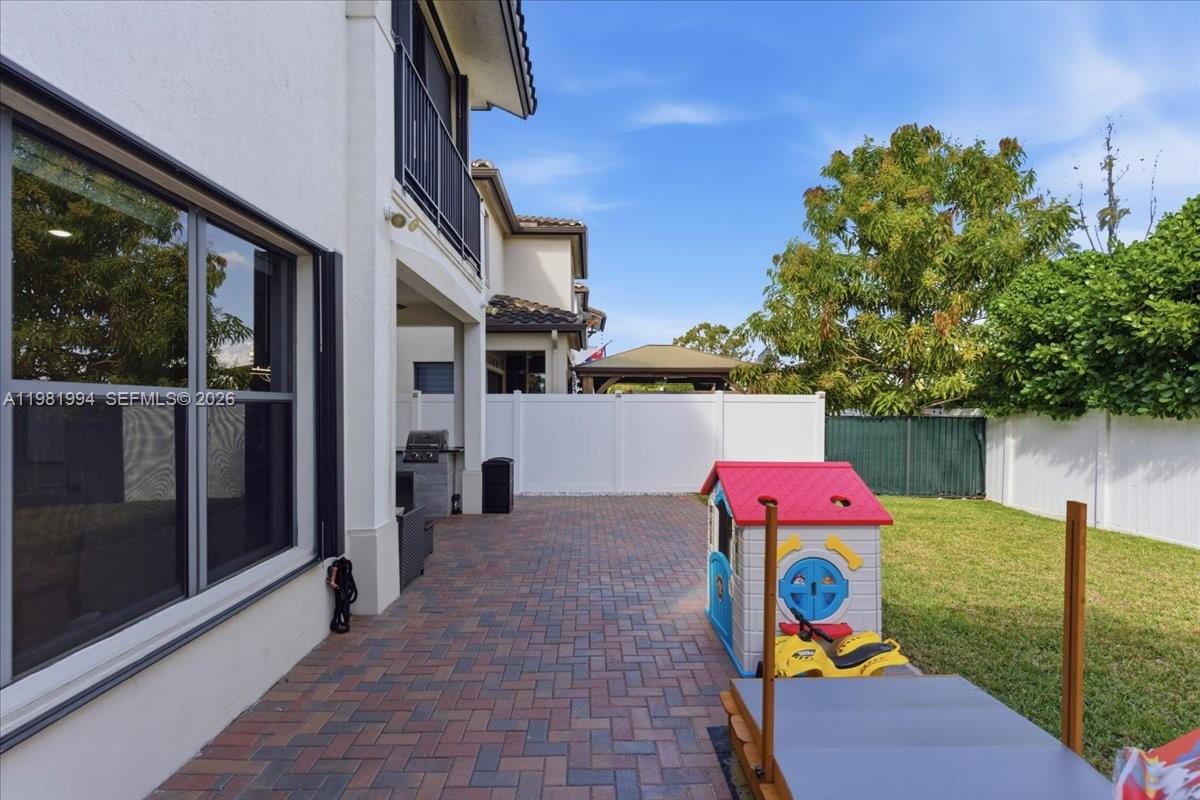 BONTERRA - Residential Lease