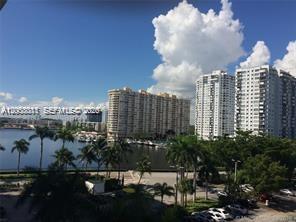 ADMIRALS PORT CONDO WEST - Residential