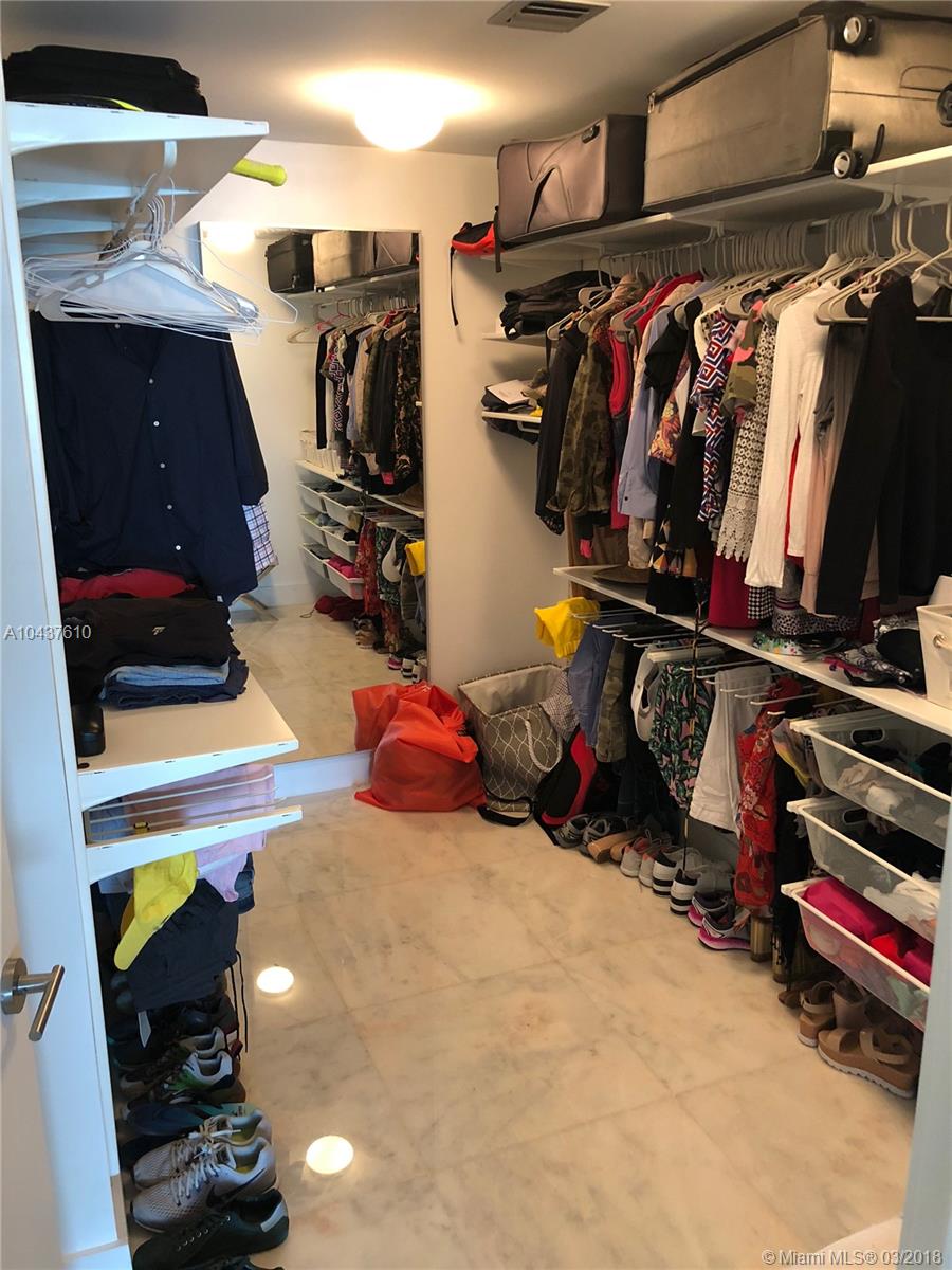 BISCAYNE BEACH CONDO - Residential