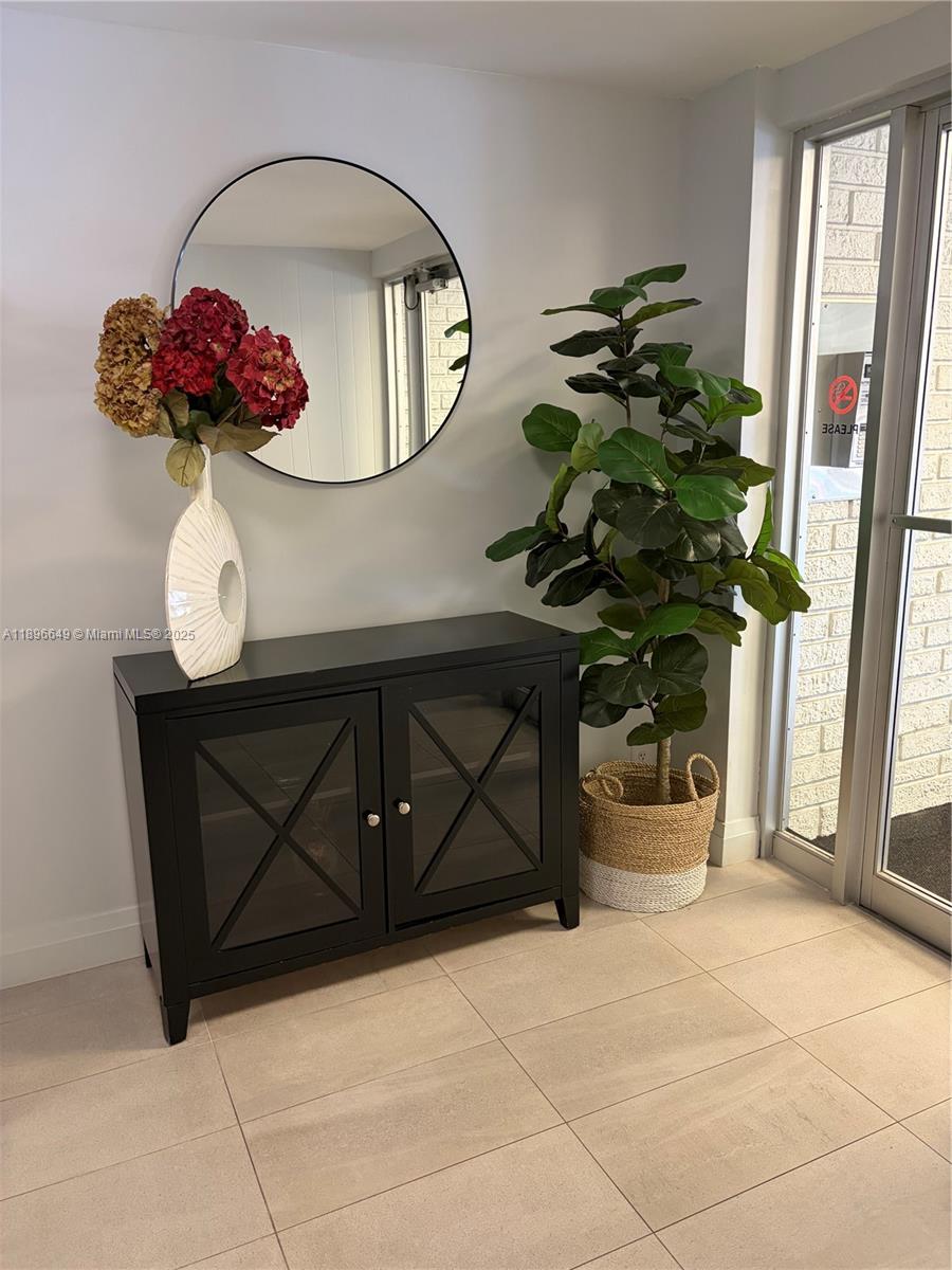 MIDDLE RIVER TOWER CONDO - Residential Lease