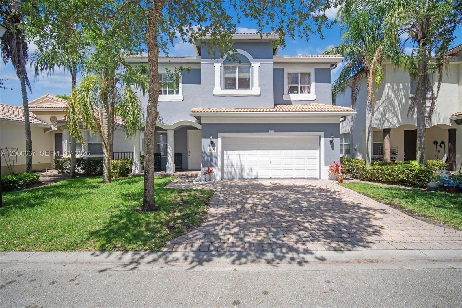 1225 Rosegate Blvd - Image 1