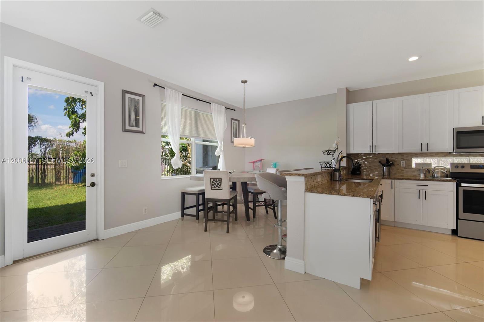 THOUSAND OAKS - Residential