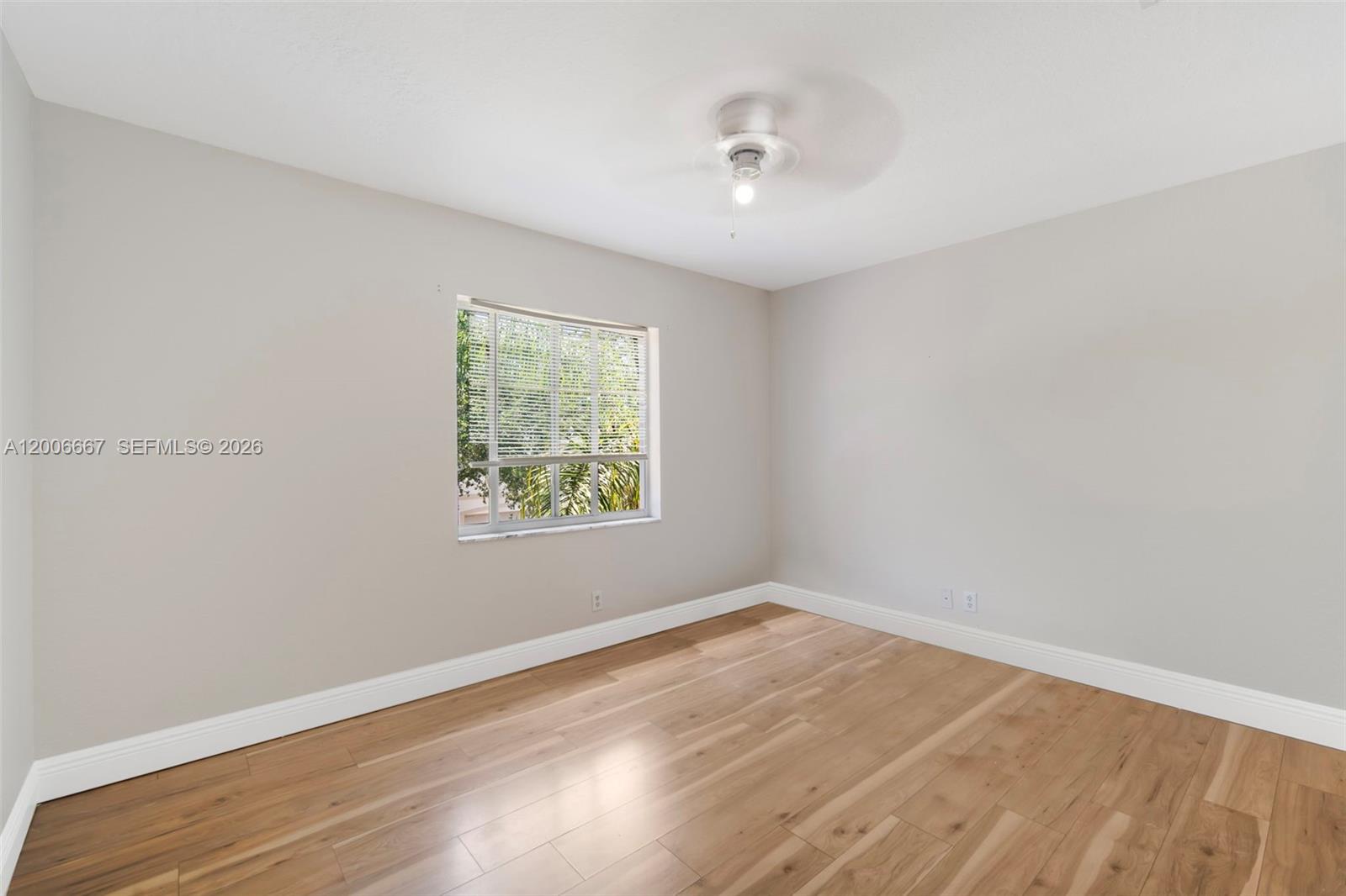 THOUSAND OAKS - Residential