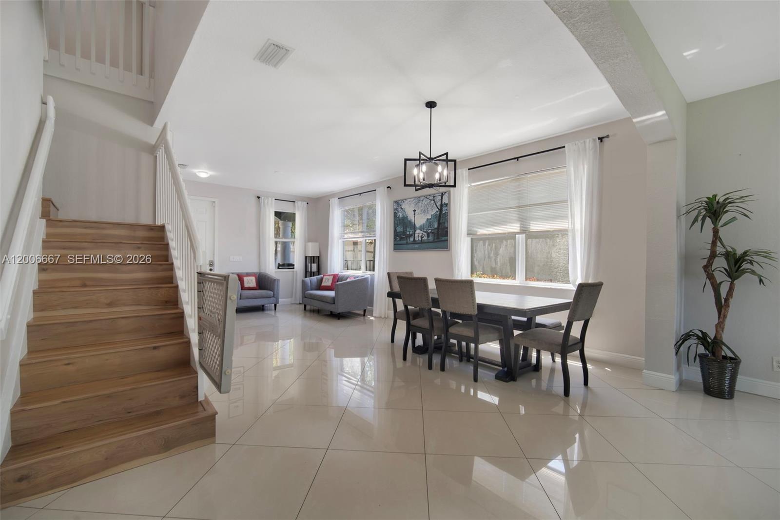 THOUSAND OAKS - Residential