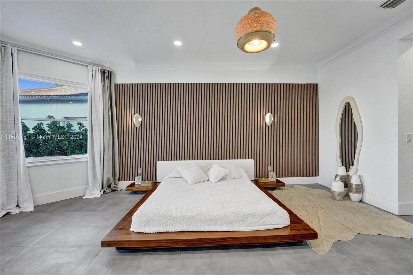 HARBOUR LAKES ESTATES - Residential