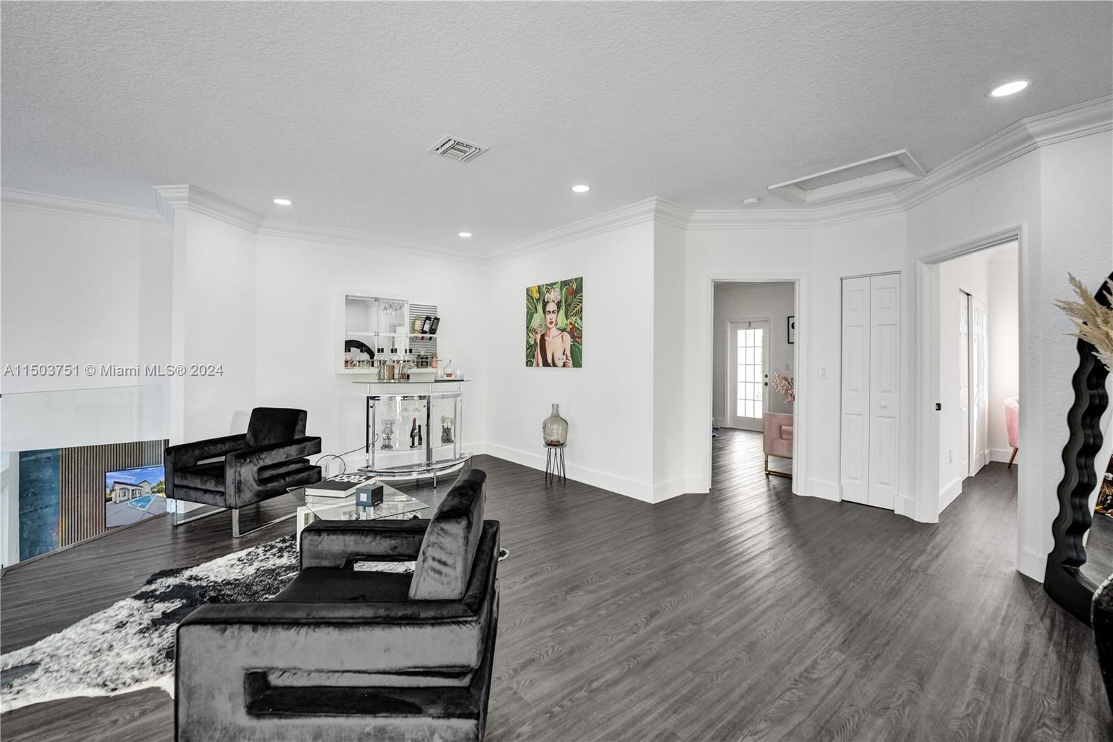 HARBOUR LAKES ESTATES - Residential