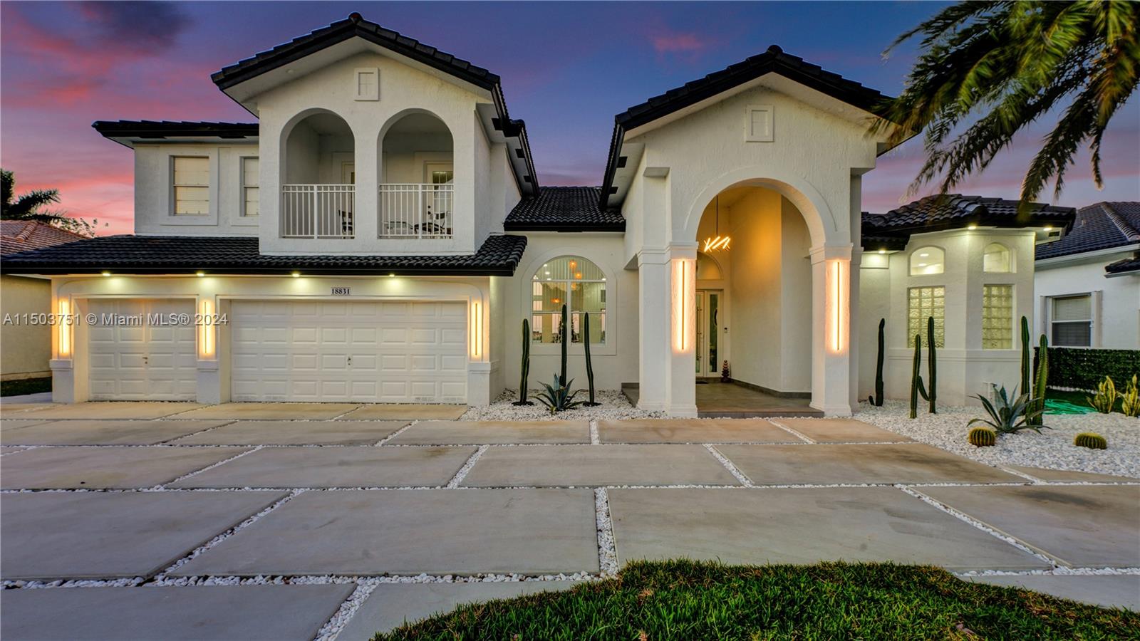 HARBOUR LAKES ESTATES - Residential