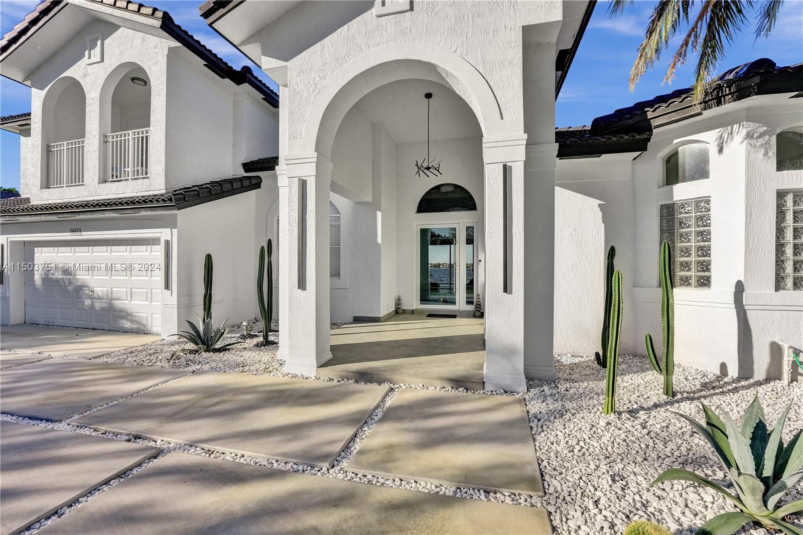 HARBOUR LAKES ESTATES - Residential