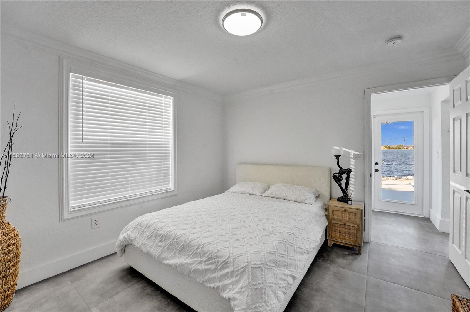 HARBOUR LAKES ESTATES - Residential