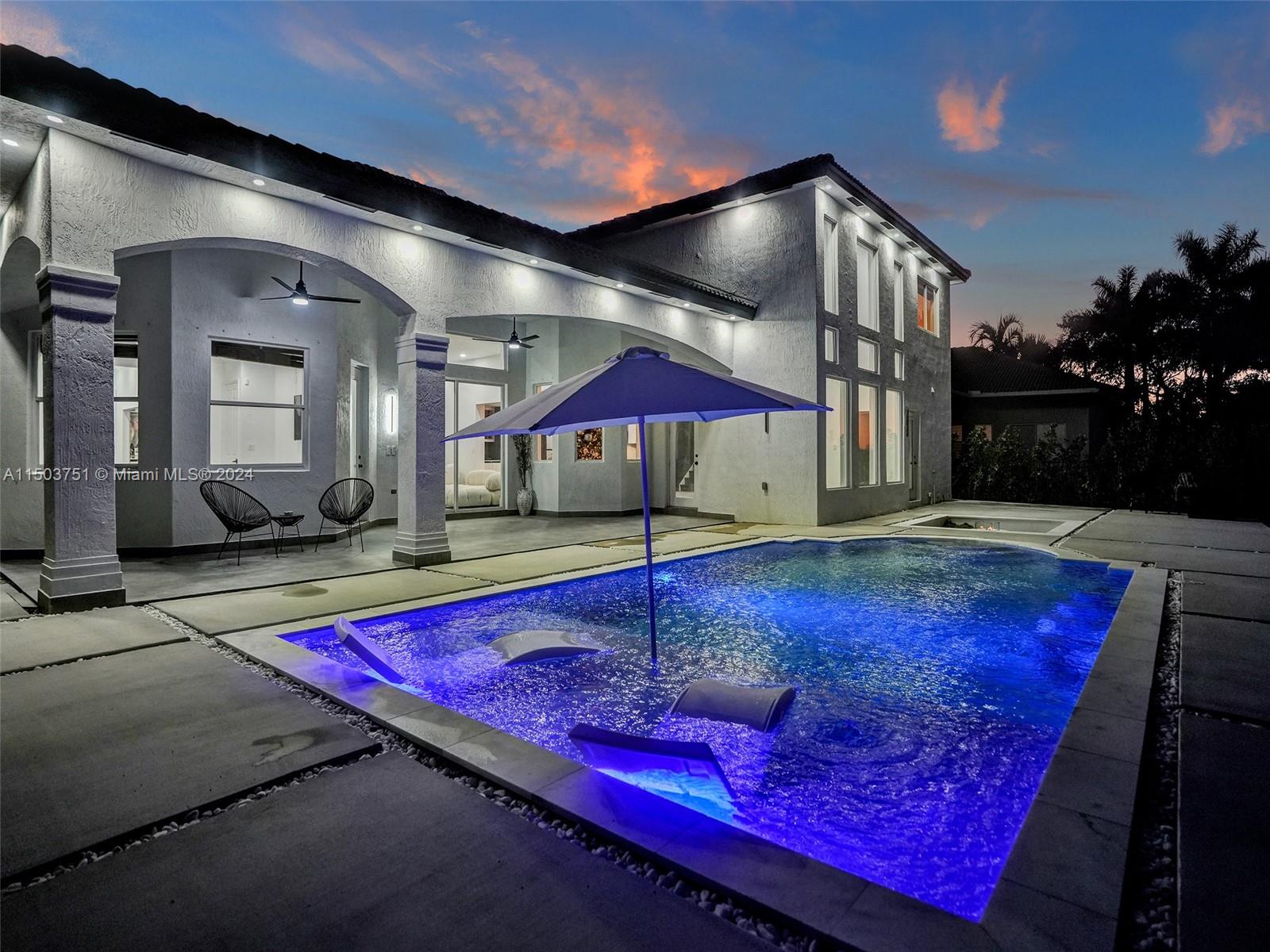 HARBOUR LAKES ESTATES - Residential