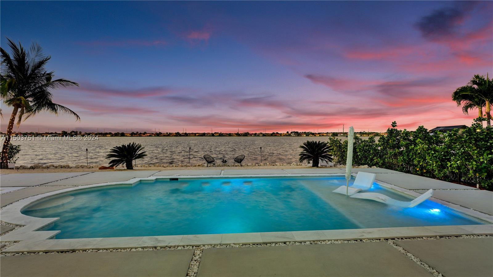 HARBOUR LAKES ESTATES - Residential