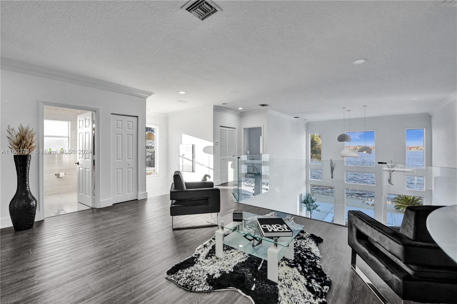 HARBOUR LAKES ESTATES - Residential