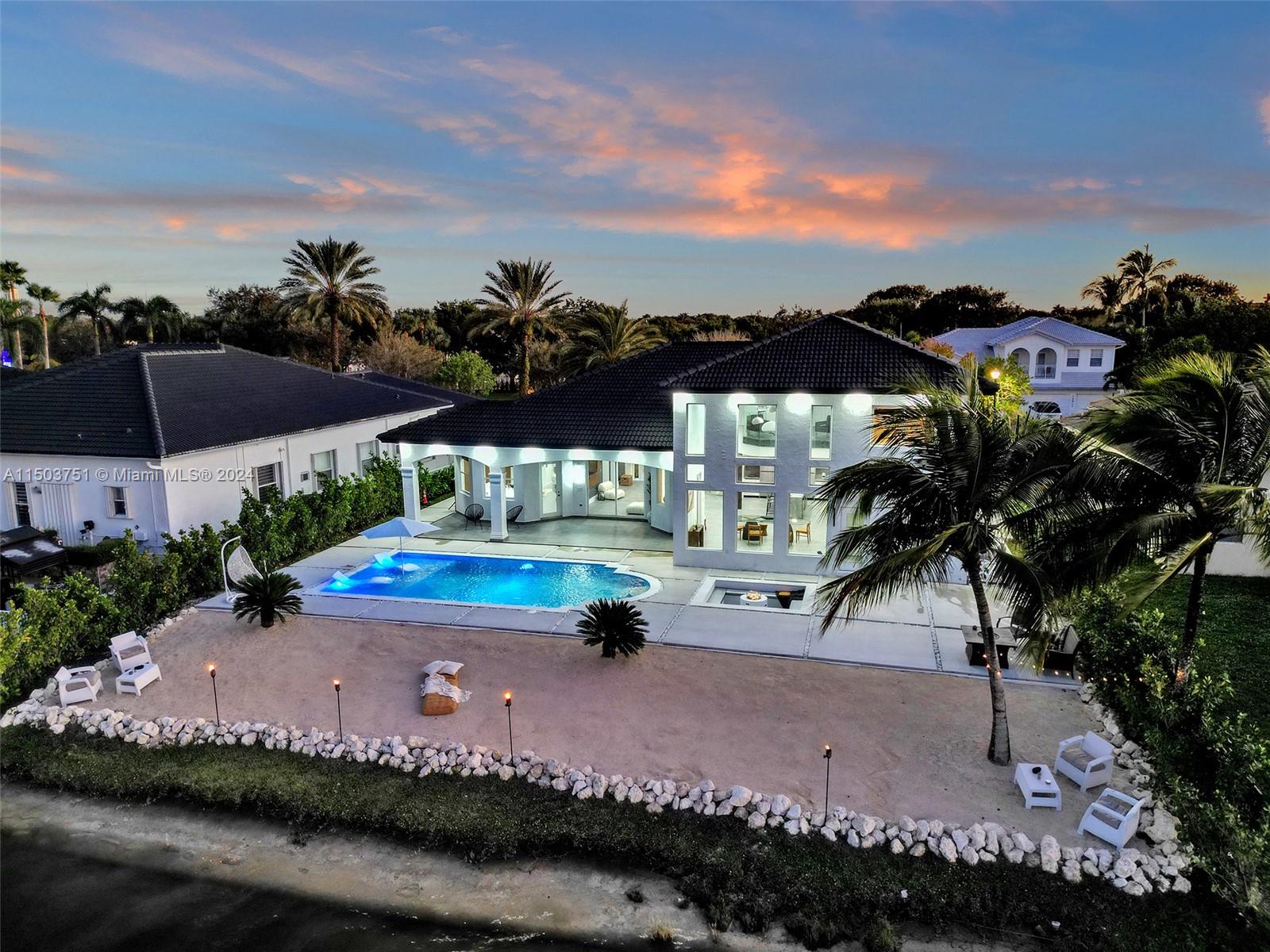 HARBOUR LAKES ESTATES - Residential