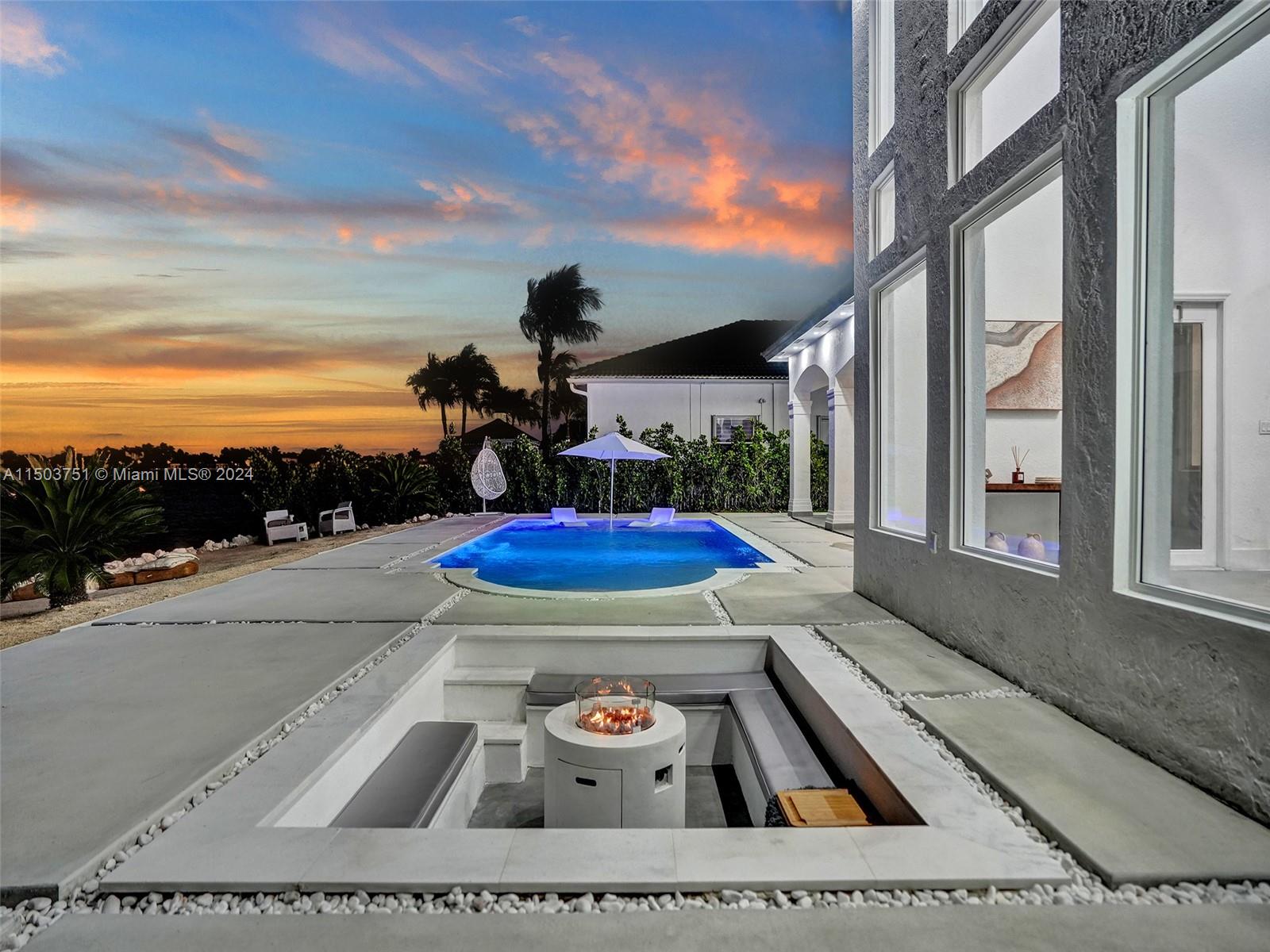 HARBOUR LAKES ESTATES - Residential