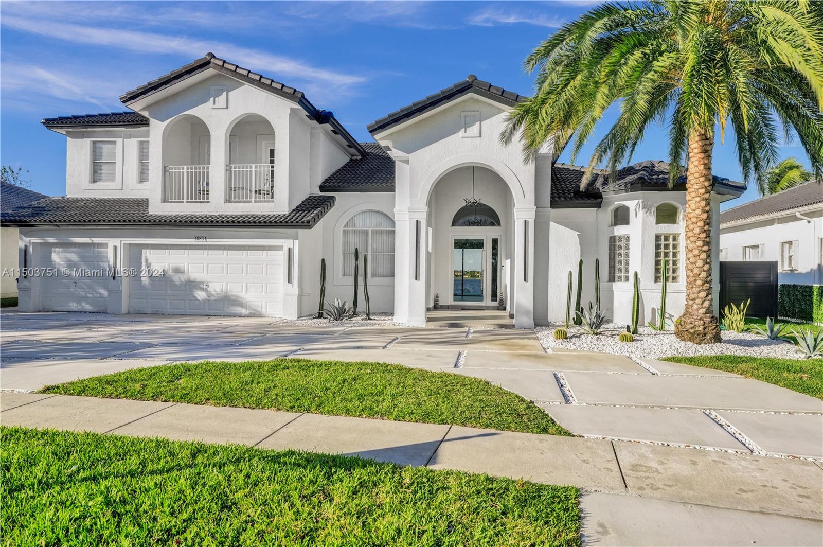 HARBOUR LAKES ESTATES - Residential