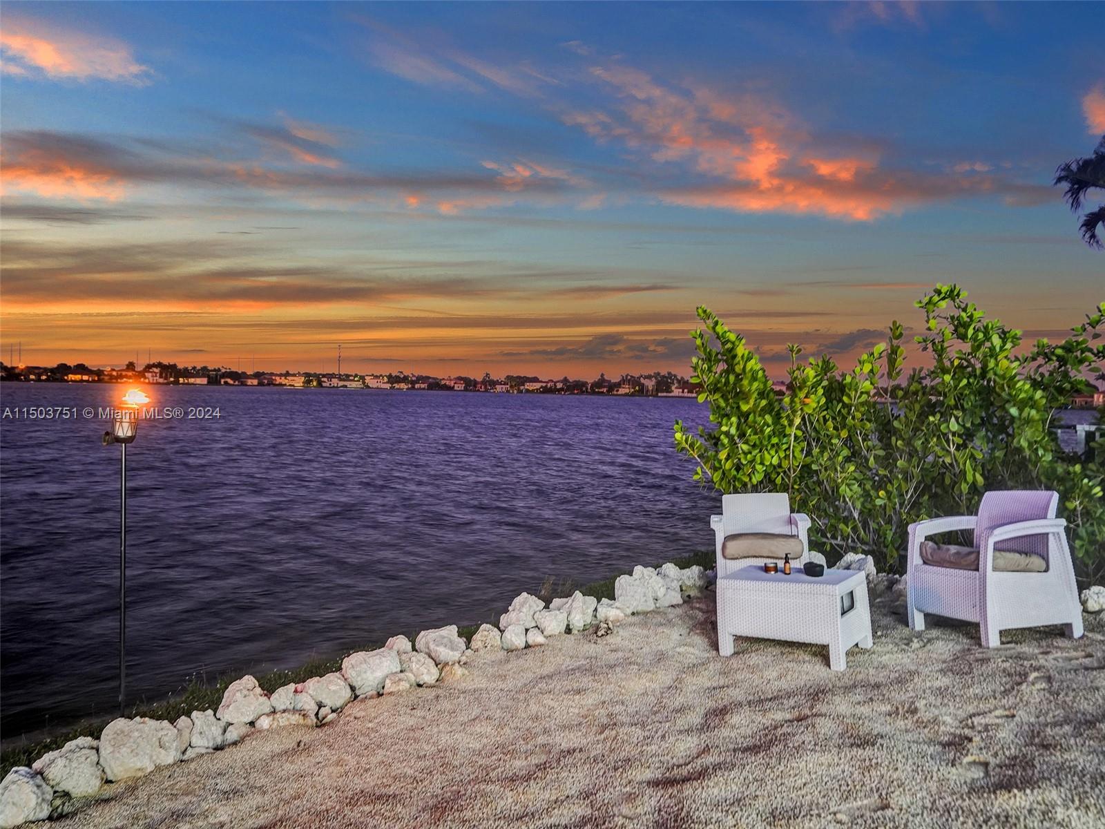 HARBOUR LAKES ESTATES - Residential