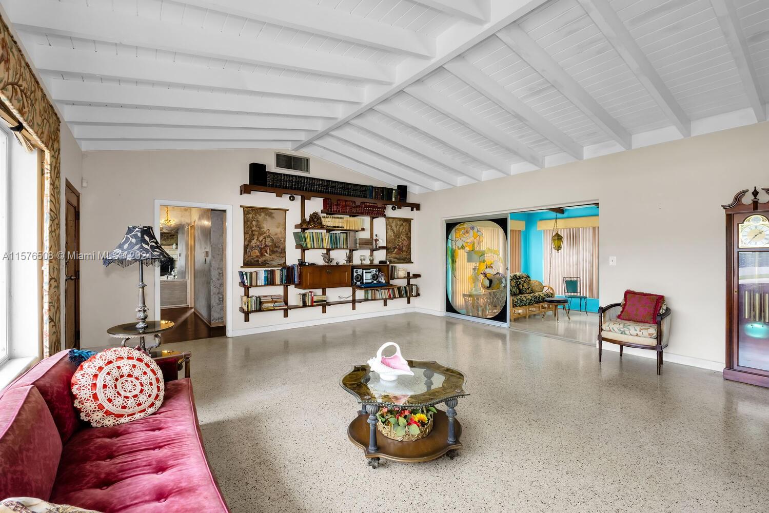 SOUTHLAND HOMES PK AMENDE - Residential Lease