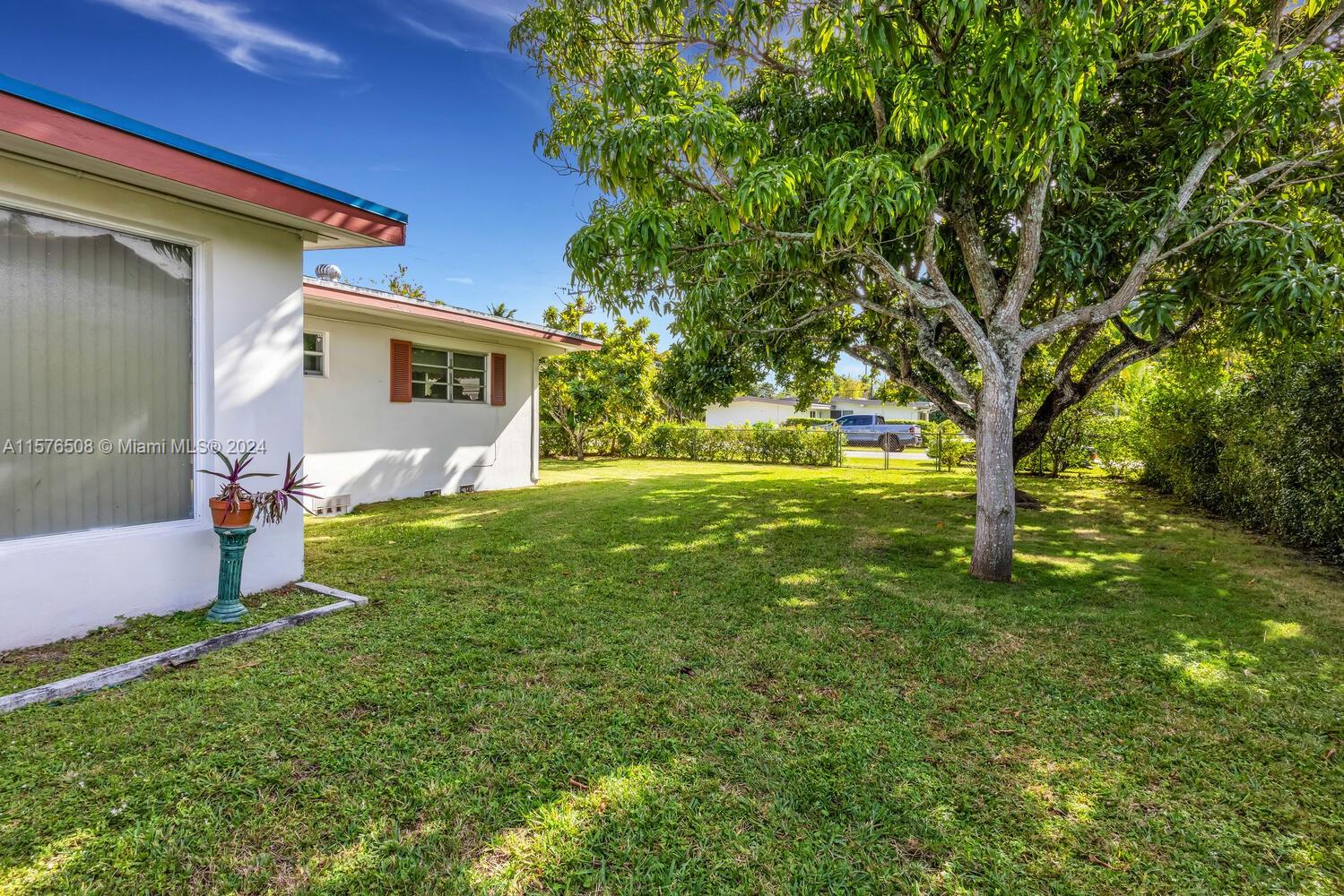 SOUTHLAND HOMES PK AMENDE - Residential Lease