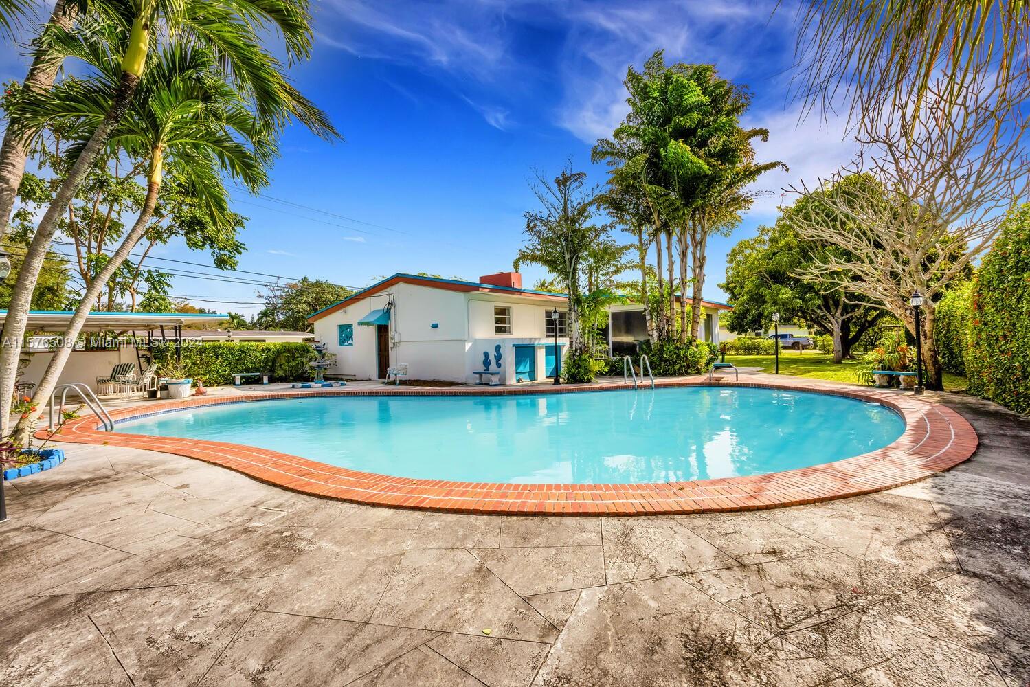 SOUTHLAND HOMES PK AMENDE - Residential Lease