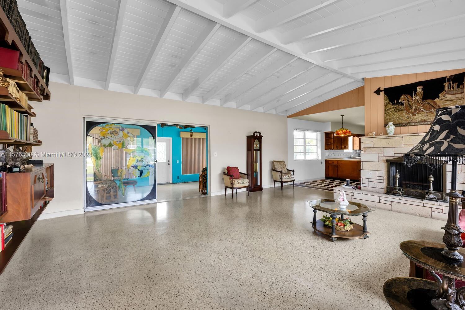 SOUTHLAND HOMES PK AMENDE - Residential Lease