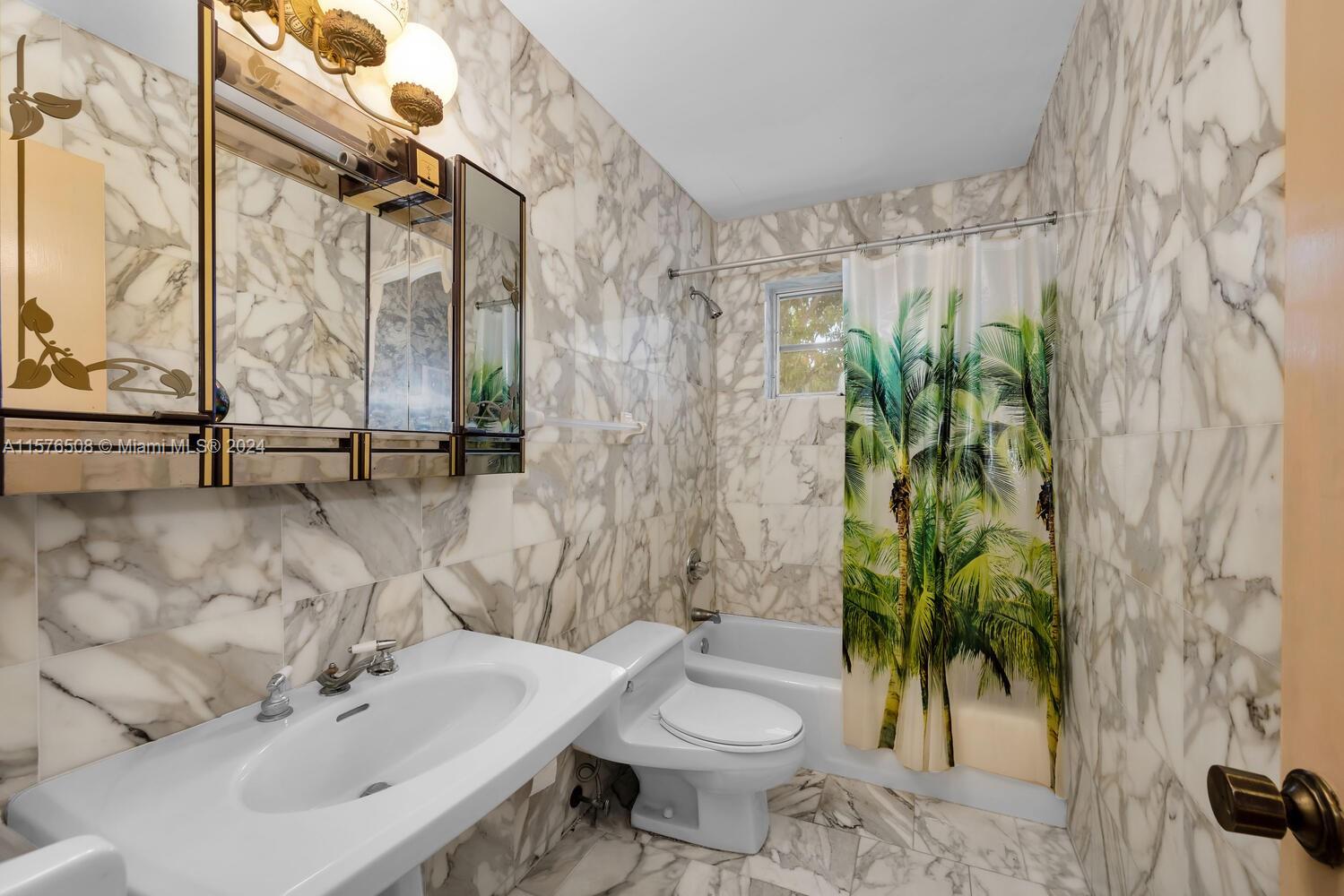 SOUTHLAND HOMES PK AMENDE - Residential Lease