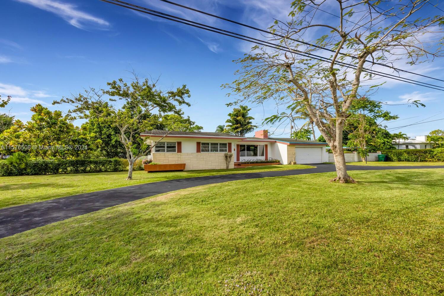 SOUTHLAND HOMES PK AMENDE - Residential Lease