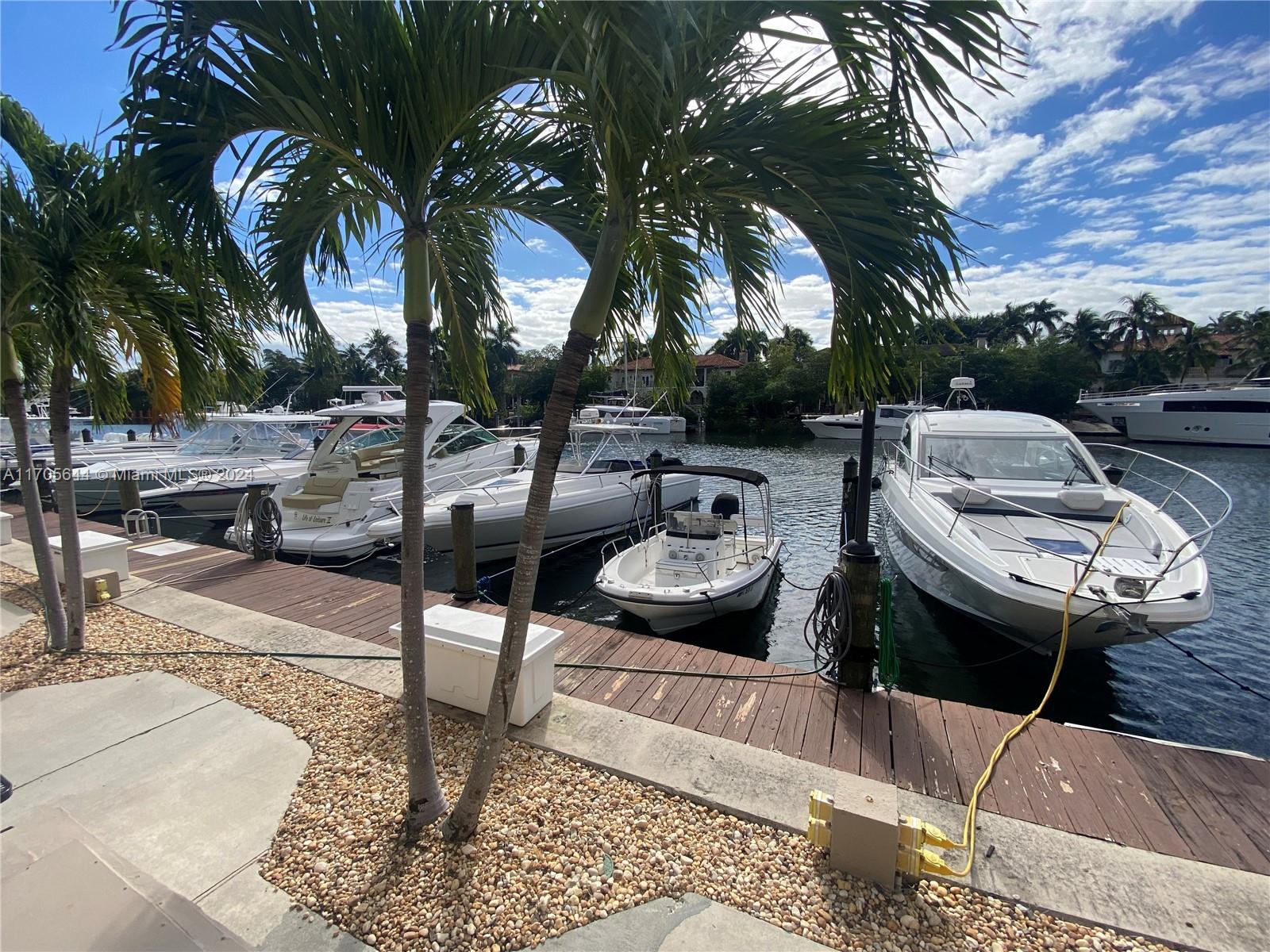 GABLES WATERWAY TOWERS CO - Residential